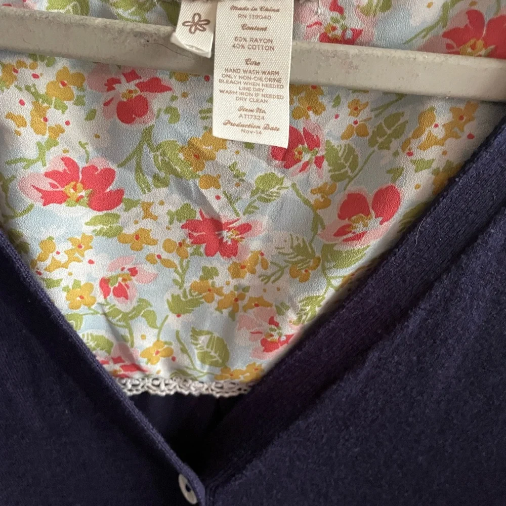 Matilda Jane cardigan guc
Size xl - Picture 2 of 4